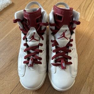 Jordan 6 retro white maroon size 5Y/W6.5